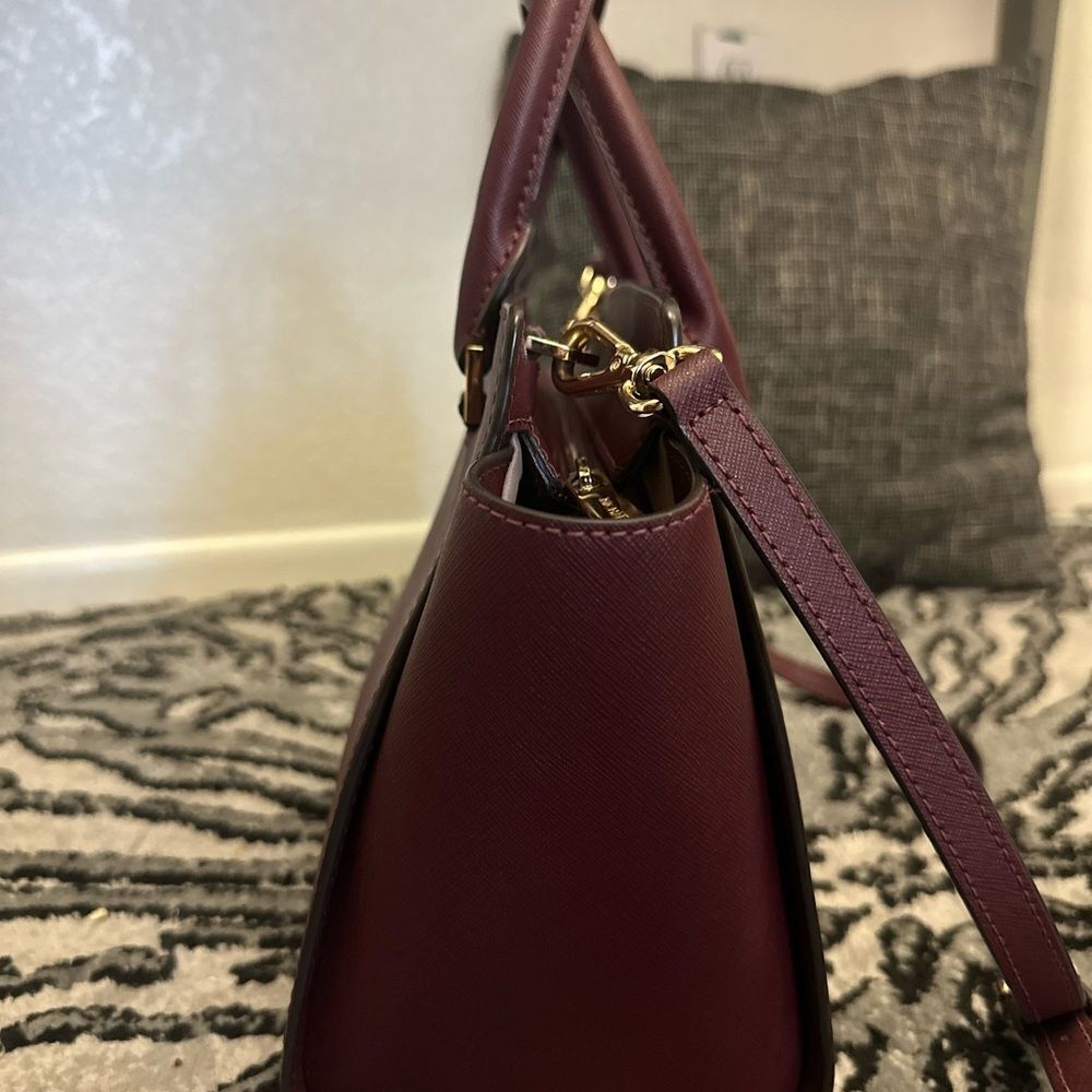 Michael Kors Selma Medium Top Zip Satchel & Wallet - Picture 6 of 13